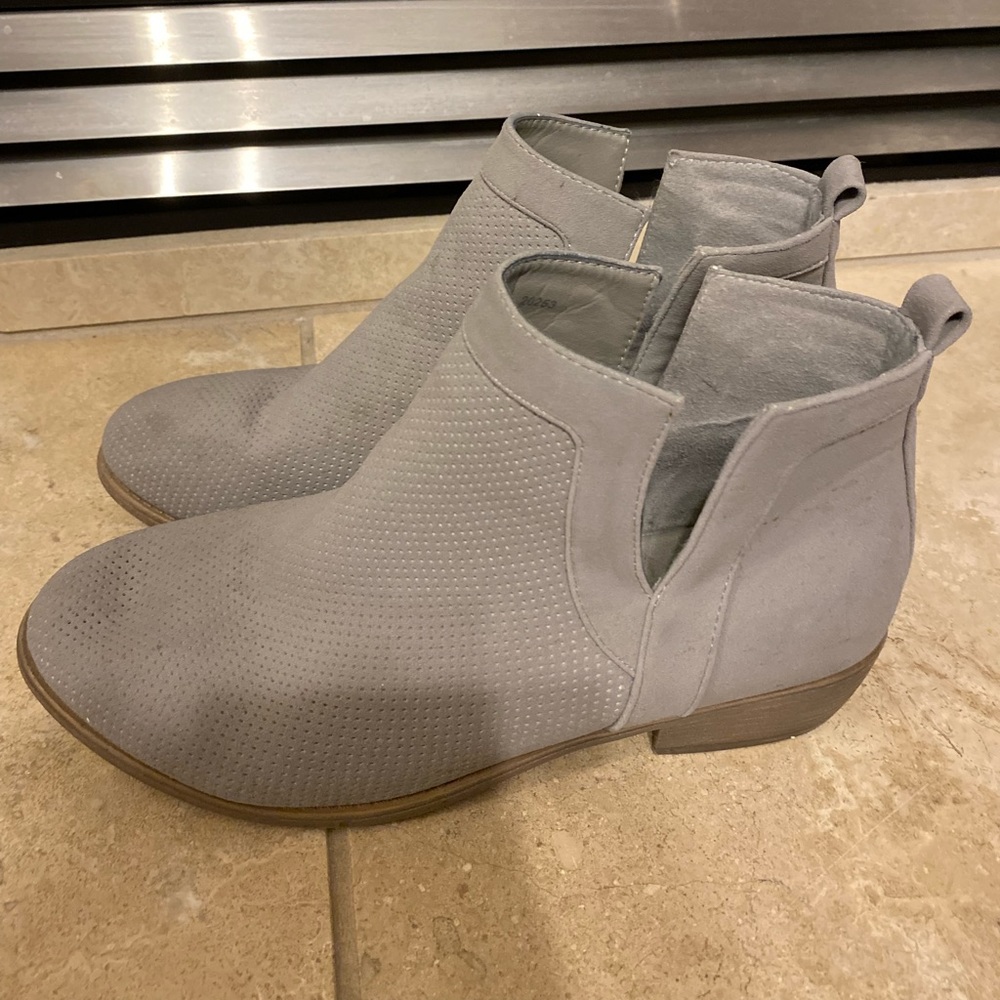 Journee Collection Booties